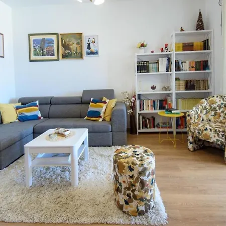 Katarina Tiha - Two Bedroom With Jacuzzi And Sea View Te... Cavtat