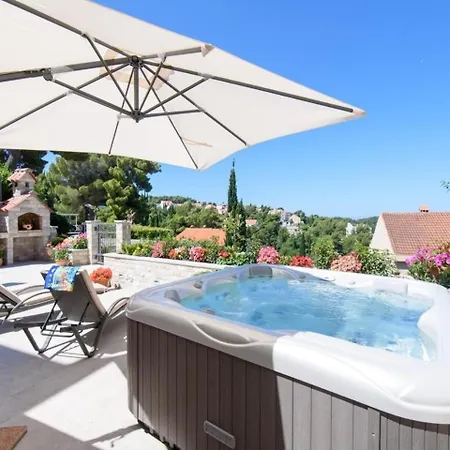 Apartman Katarina Tiha - Two Bedroom With Jacuzzi And Sea View Te... Cavtat