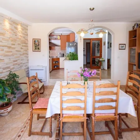 Katarina Tiha - Two Bedroom With Jacuzzi And Sea View Te... Apartmán Cavtat
