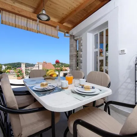 Katarina Tiha - Two Bedroom With Jacuzzi And Sea View Te... *